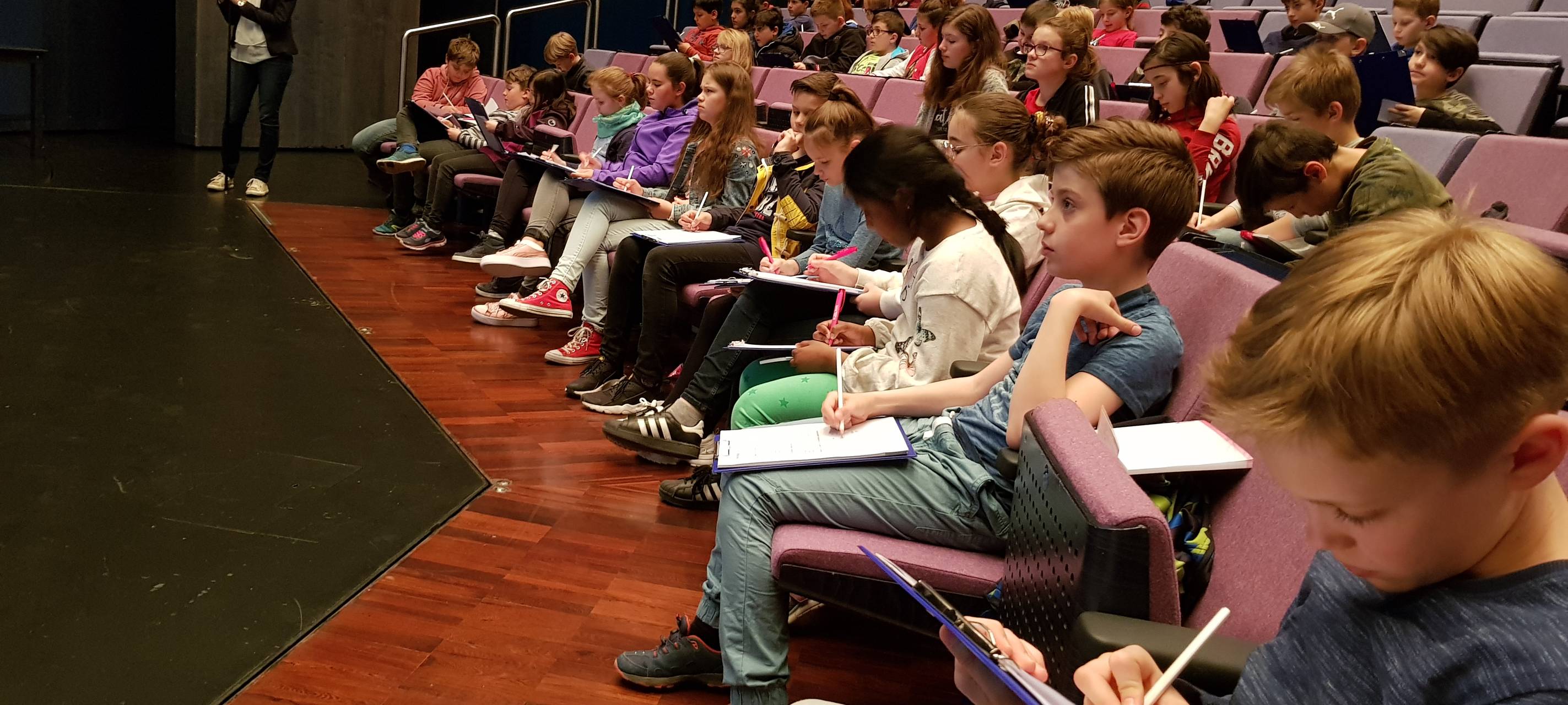 Kinderuni: Wie zählt ein Computer?