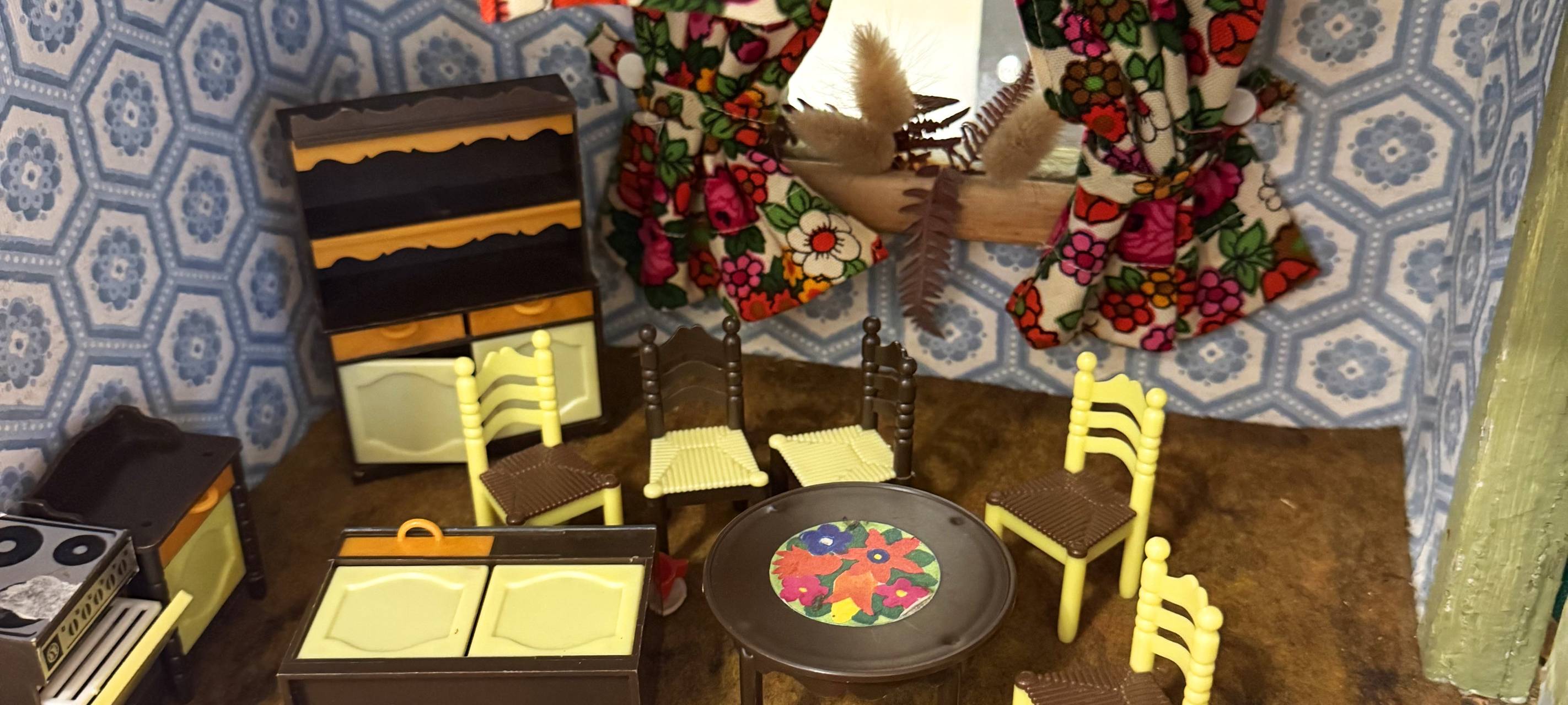 Lüdenscheider Läden präsentieren Puppenstuben