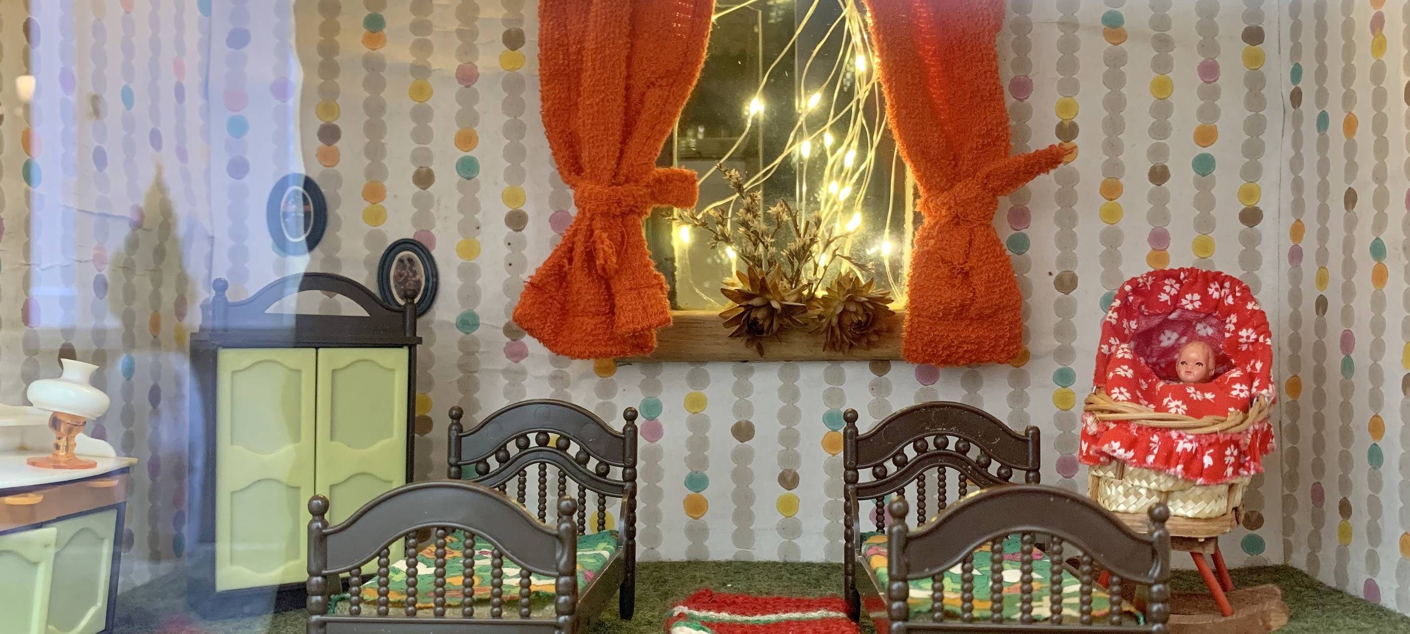 Lüdenscheider Läden präsentieren Puppenstuben