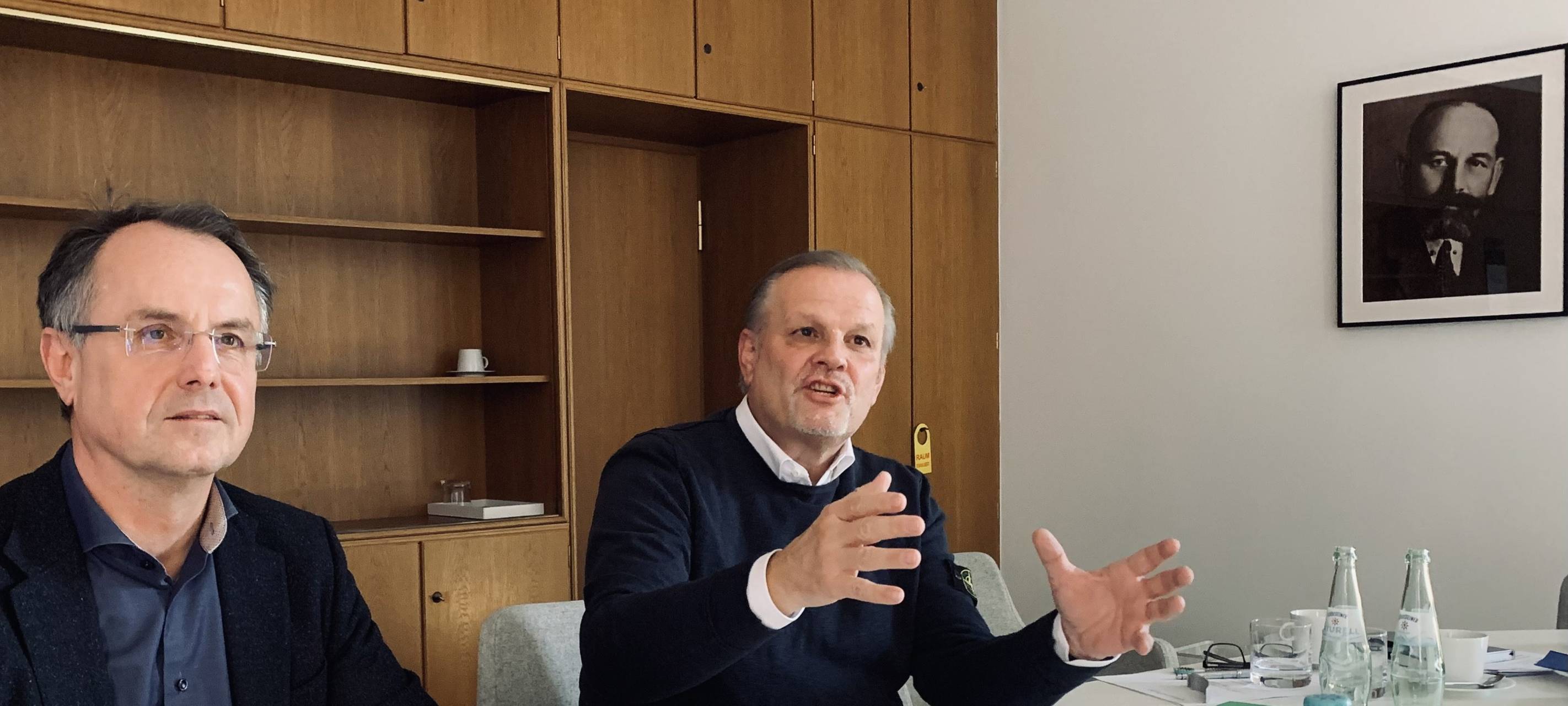 Otto Fuchs sichert Arbeitsplätze trotz schwieriger Lage