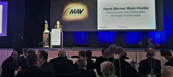 MK-Arbeitgeber zeigen Flagge für Europa