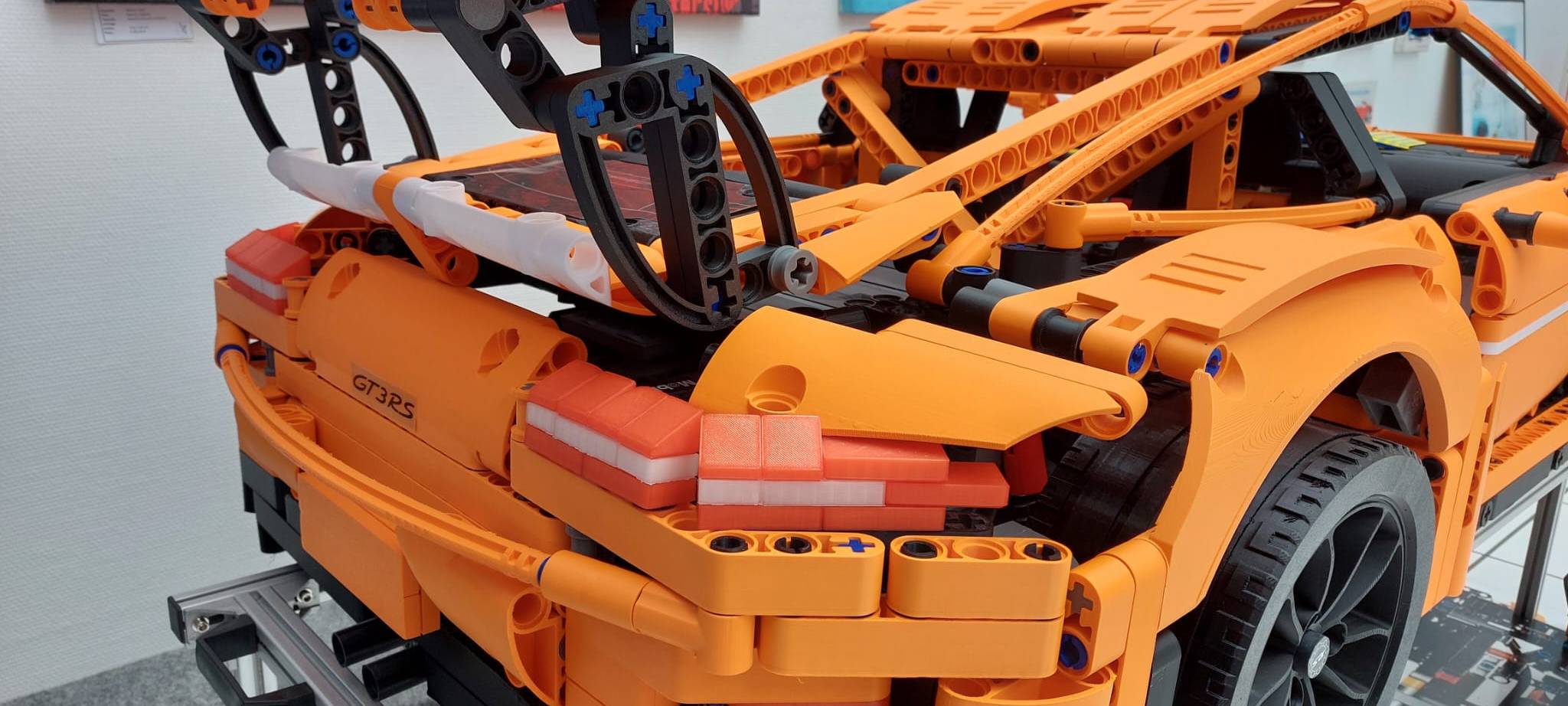 Lüdenscheider bauen Porsche im Maßstab 1:2