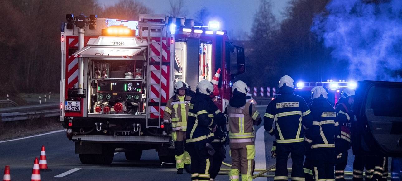 Autobrand auf A 46 bei Hemer