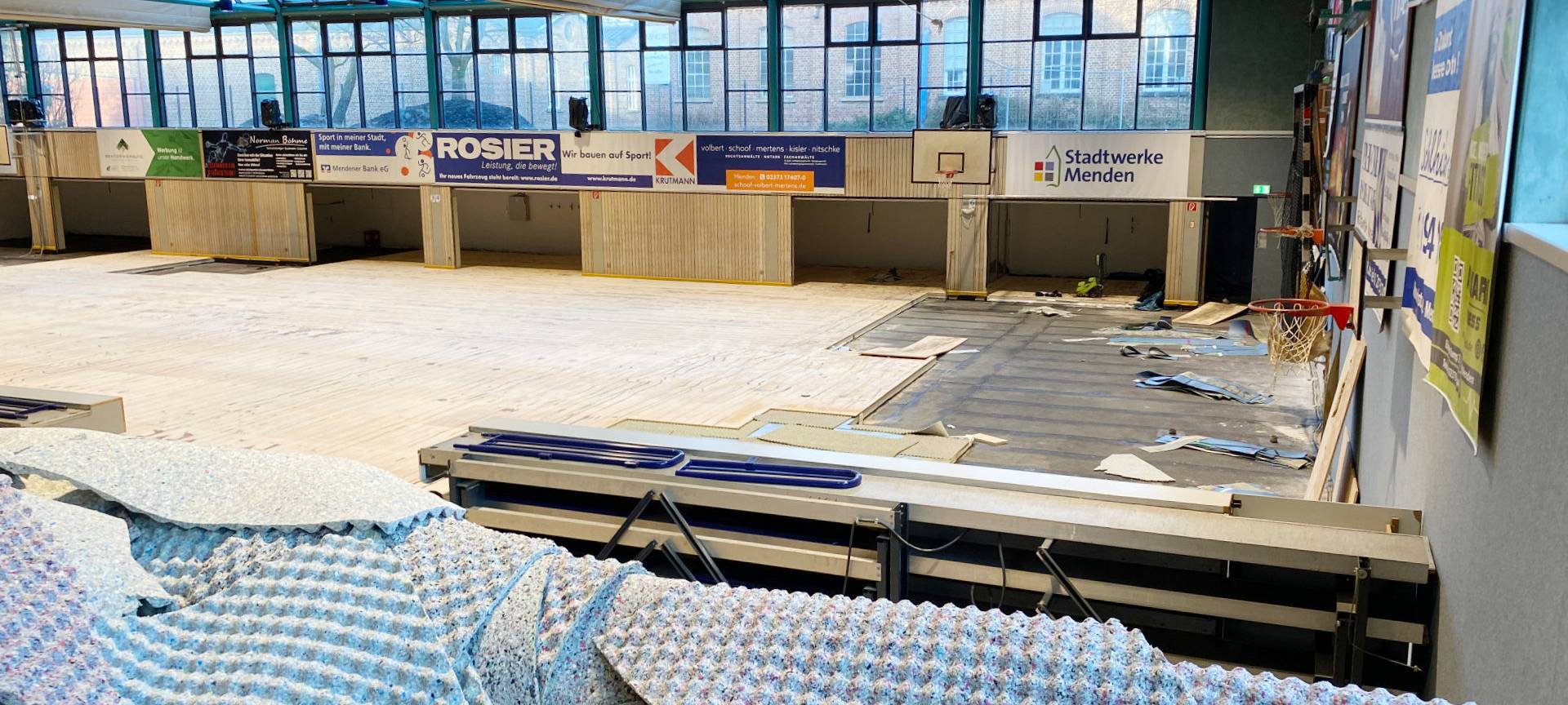 Ziel ist weiterhin, die Bauarbeiten in der Kreissporthalle Menden innerhalb dieses Jahres abzuschließen