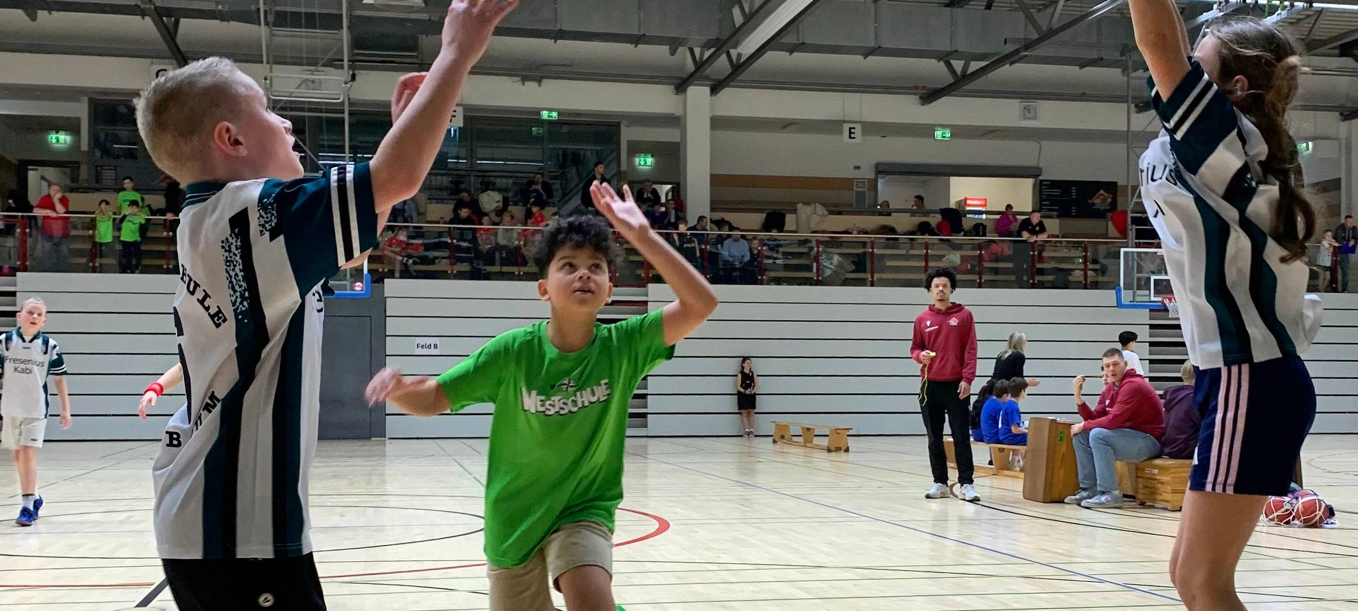 Korb auf Korb bei der Basketball-Kreismeisterschaft