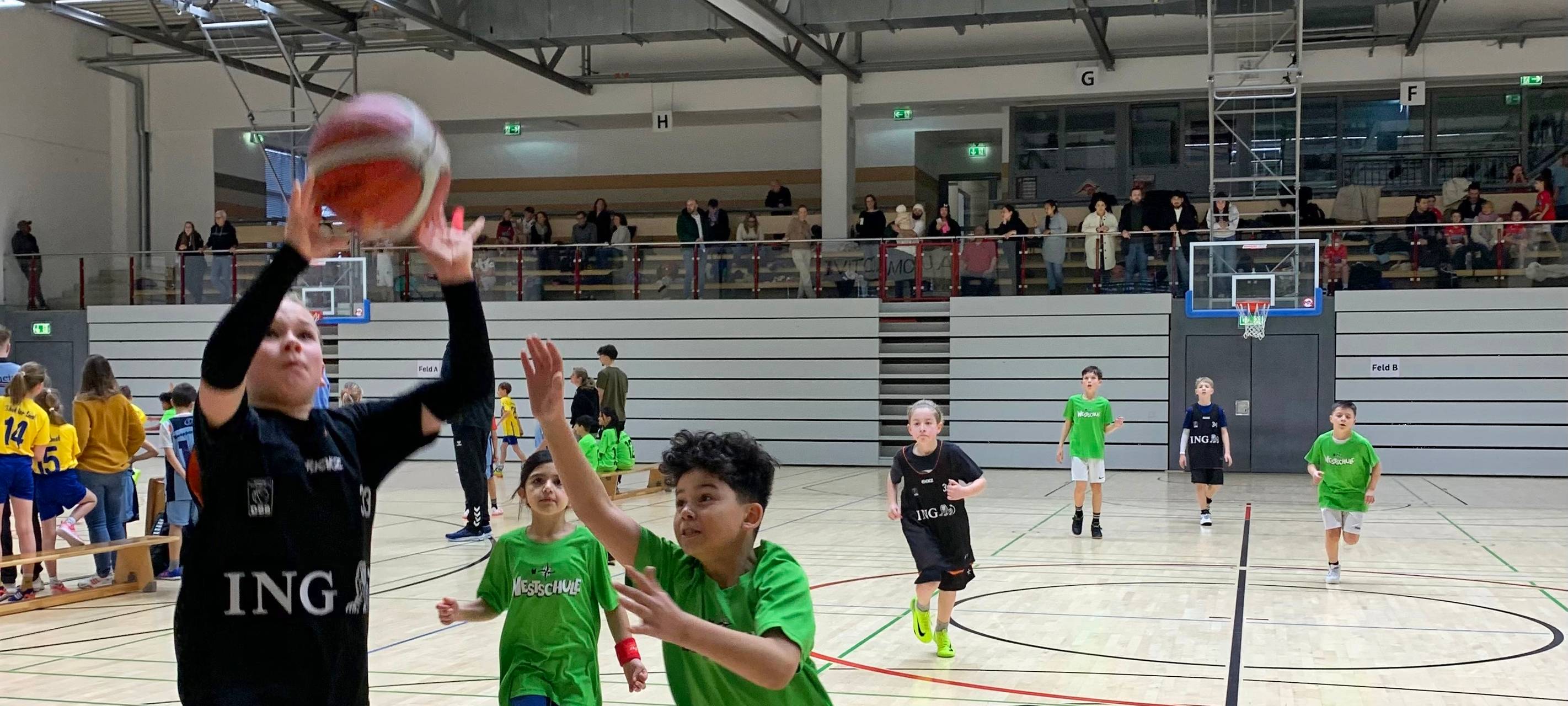 Korb auf Korb bei der Basketball-Kreismeisterschaft