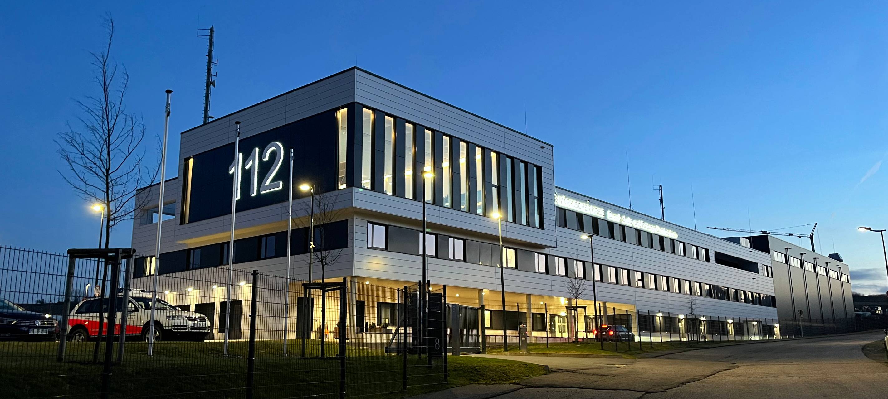 Mit dem Brandschutz- und Rettungsdienstzentrum (kurz: BRZ) setzt der Märkische Kreis neue Maßstäbe für Sicherheit, Ausbildung und Koordination.