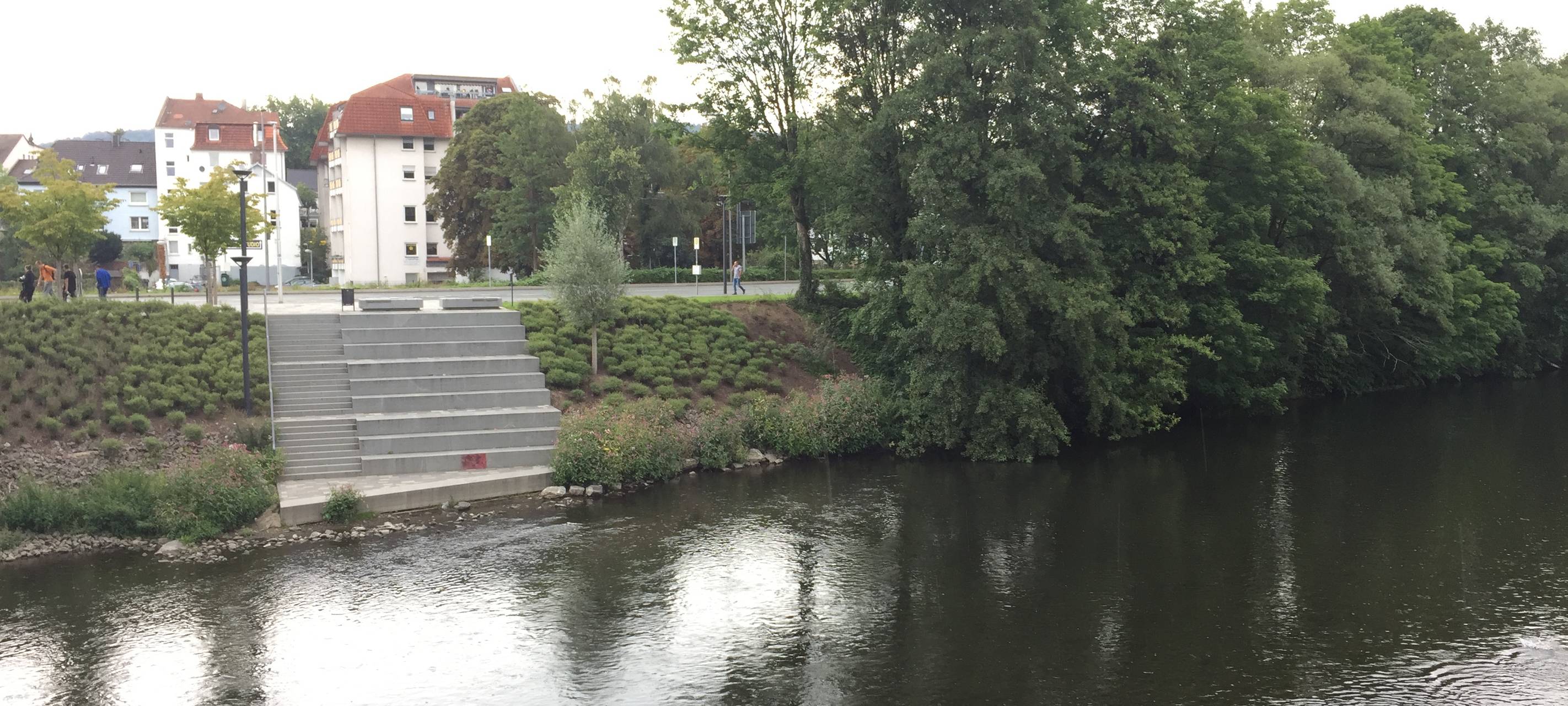 R-Café eröffnet später