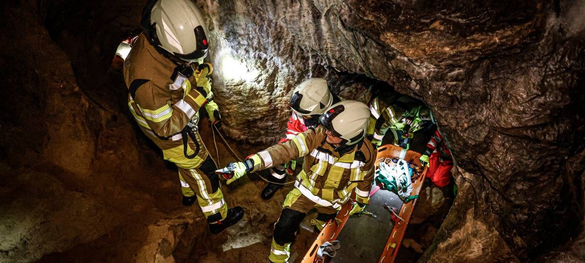 Höhlenrettung Feuerwehr Iserlohn