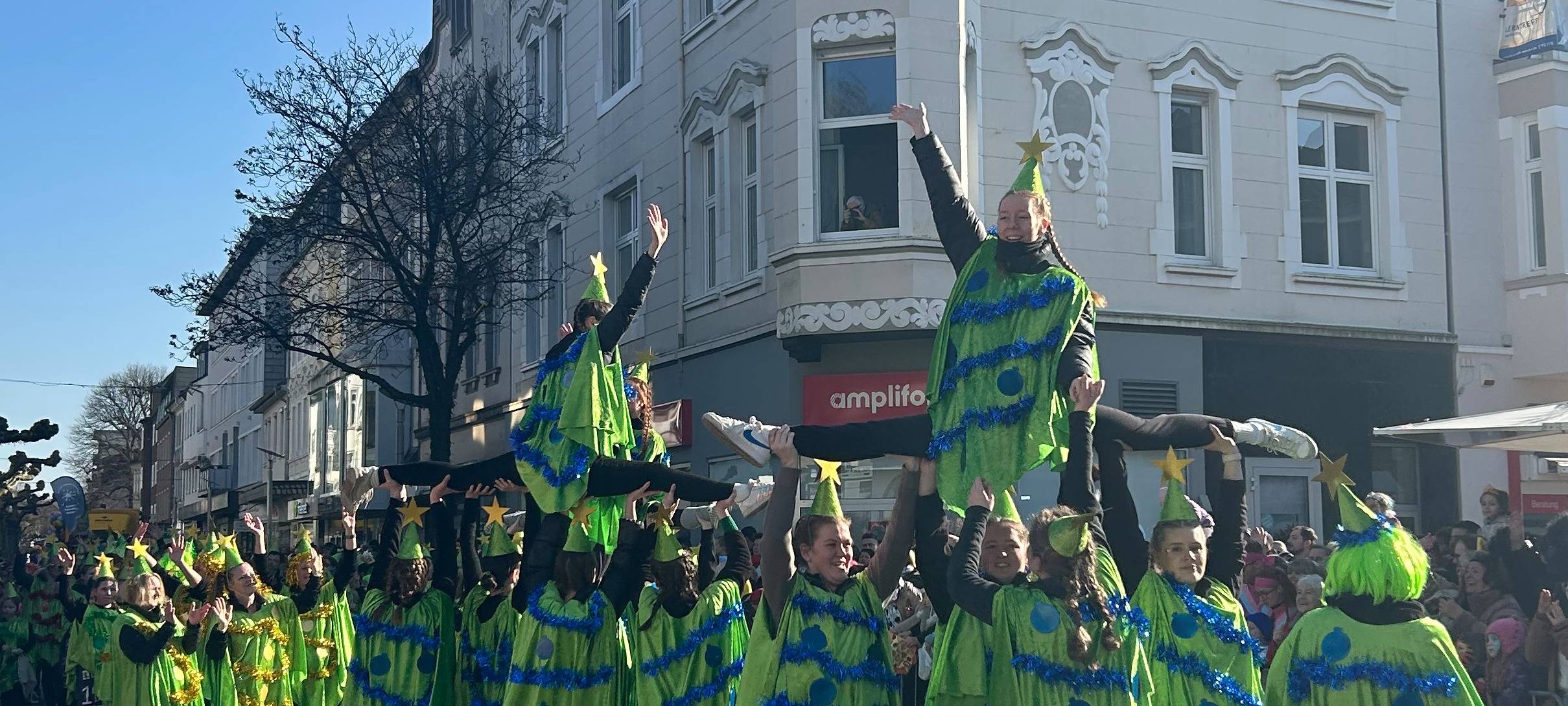 Menden Helau! - Der Karnevalszug am Tulpensonntag