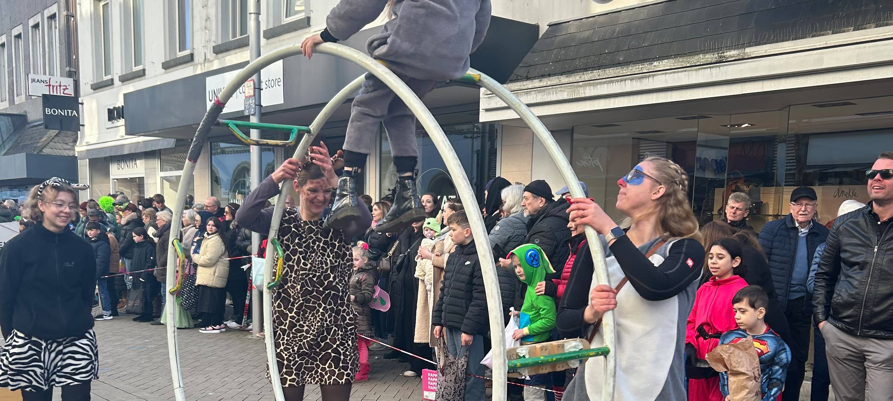 Menden Helau! - Der Karnevalszug am Tulpensonntag