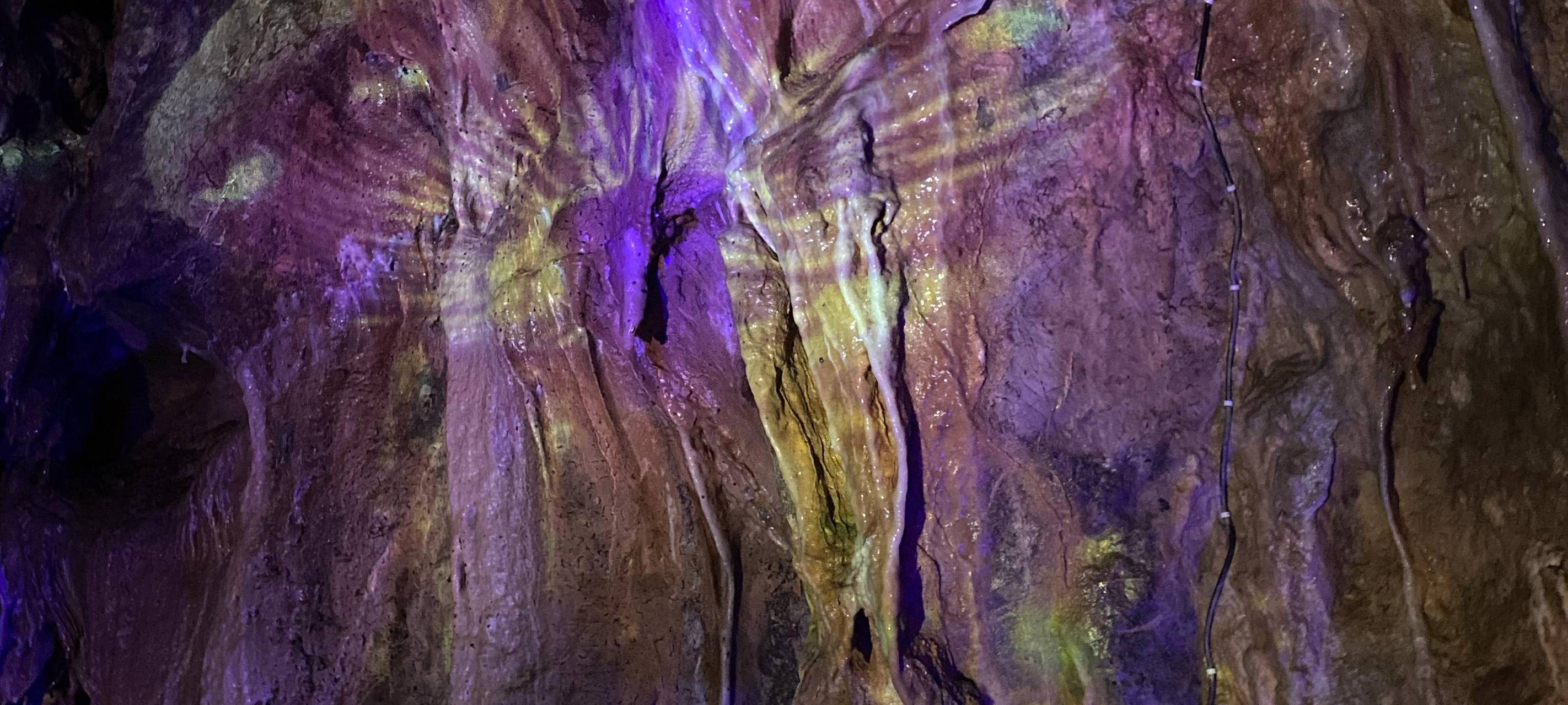 Höhlenlichter in der Iserlohner Dechenhöhle