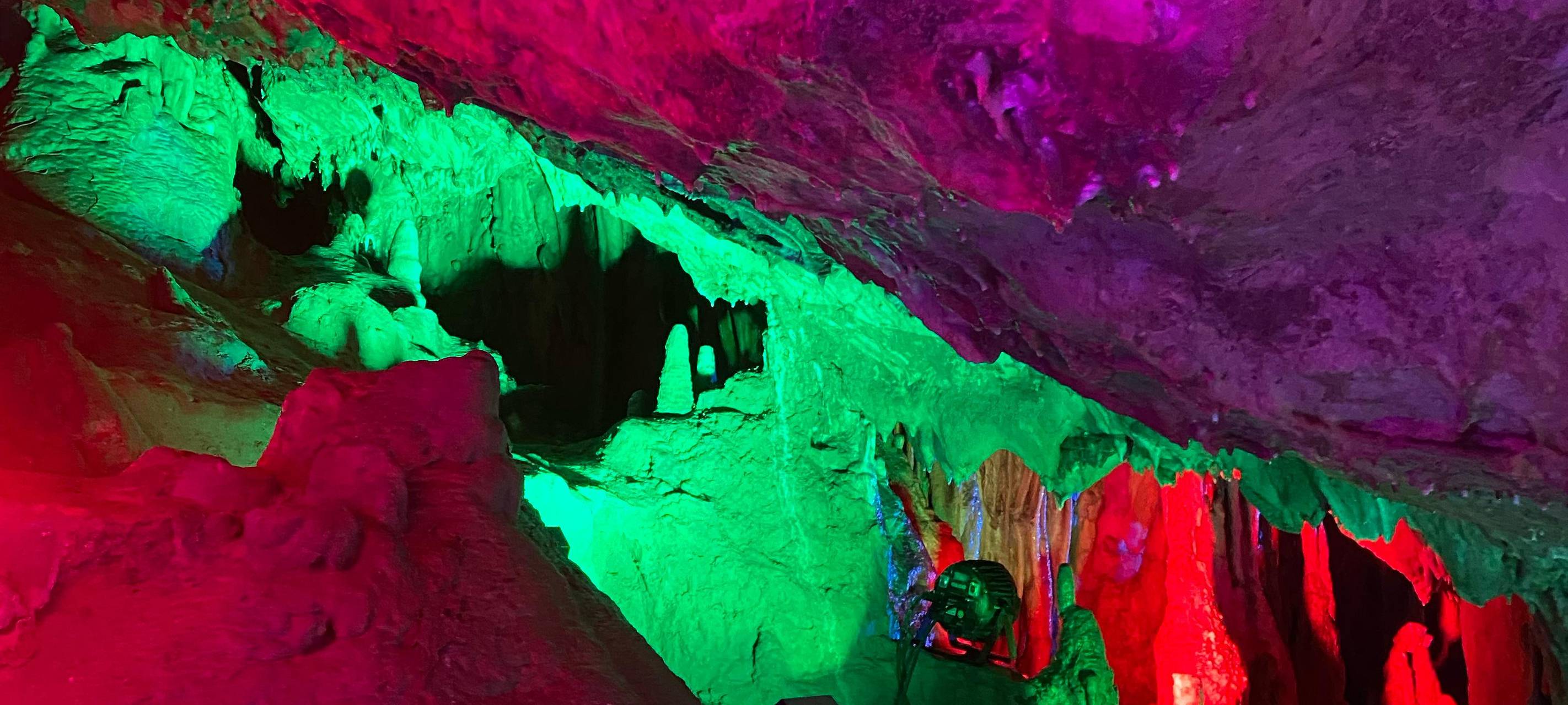 Höhlenlichter in der Iserlohner Dechenhöhle