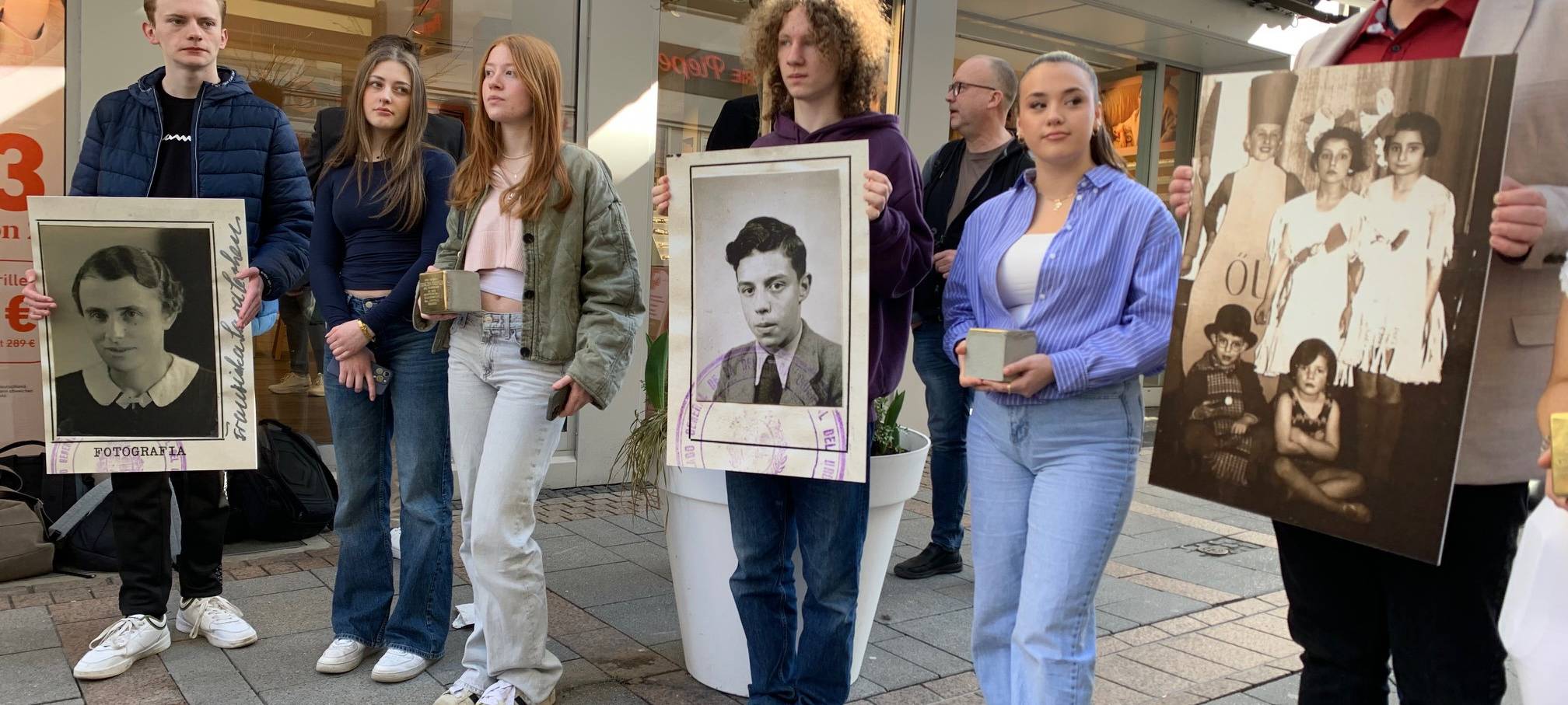 Stolpersteine erinnern in Iserlohn an Naziverbrechen