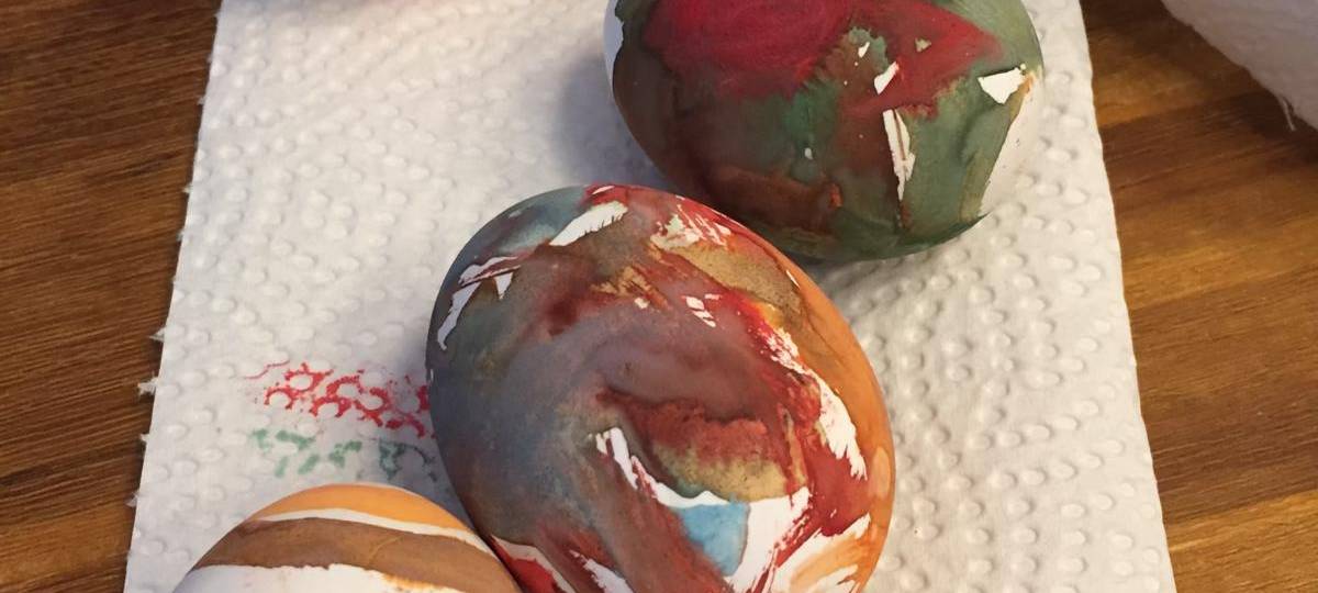 Eier färben