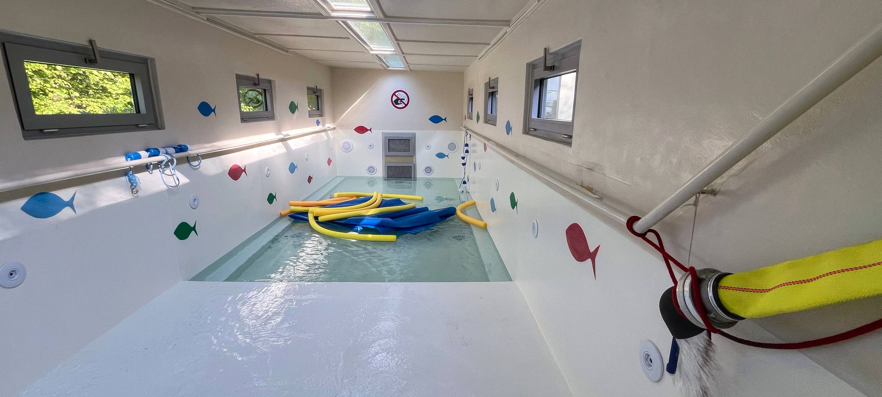 Mobiler Schwimmcontainer „NaRWali" hilft Kindern in Lüdenscheid