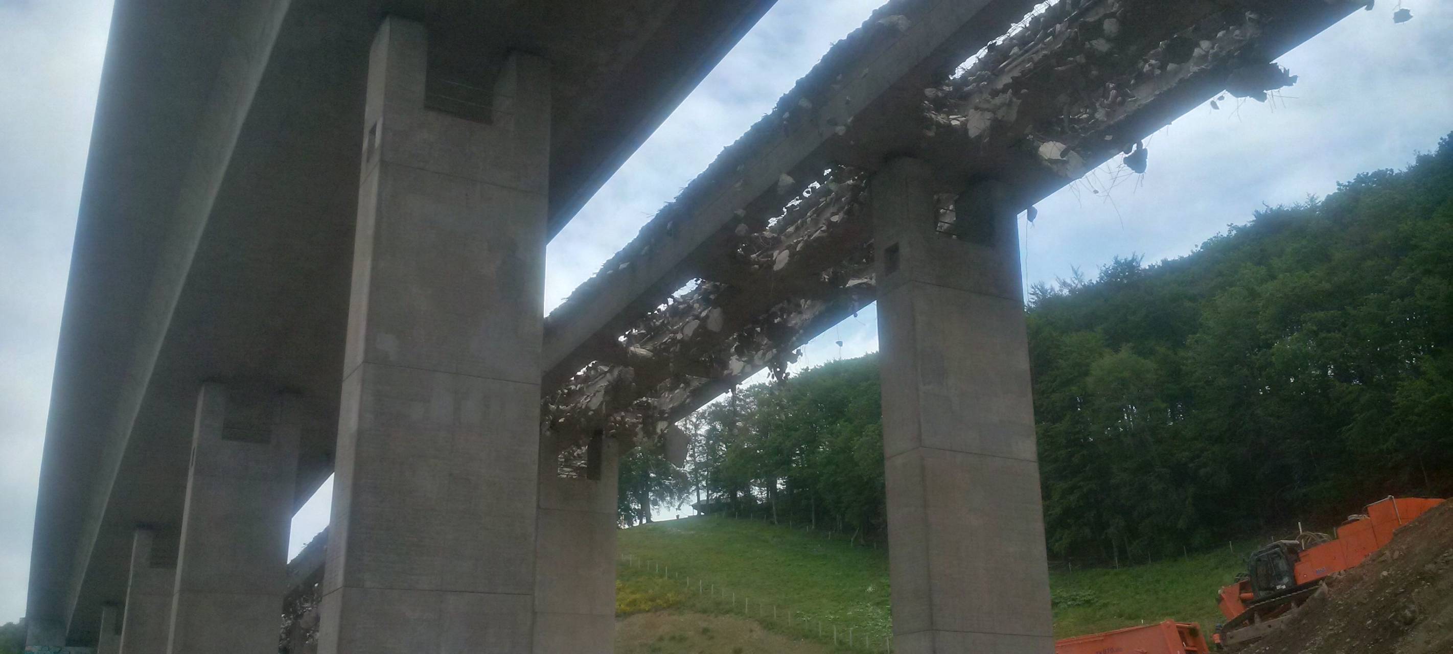Brückenabriss A45: gestern kamen die Bagger