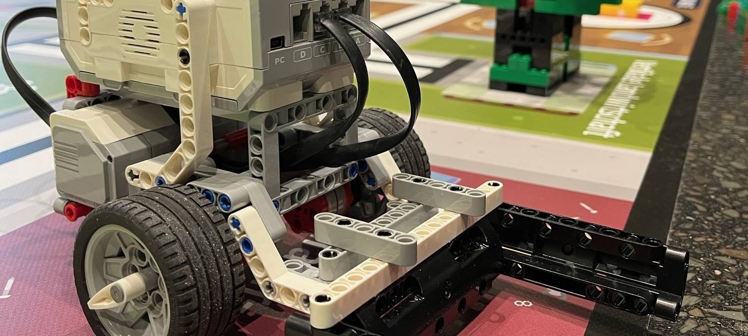 Roboterwettbewerb und 10 Jahre Technikzentrum