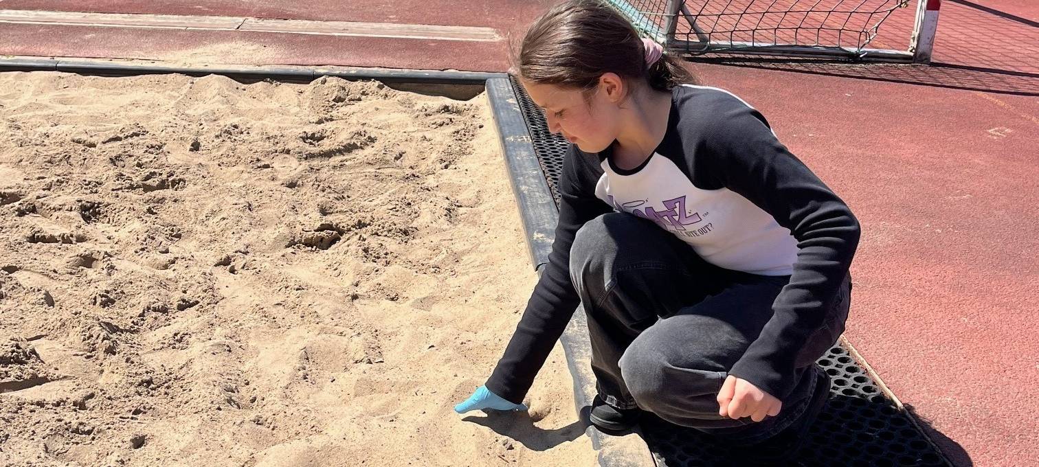 Schüler sammeln säckeweise Müll in Plettenberg