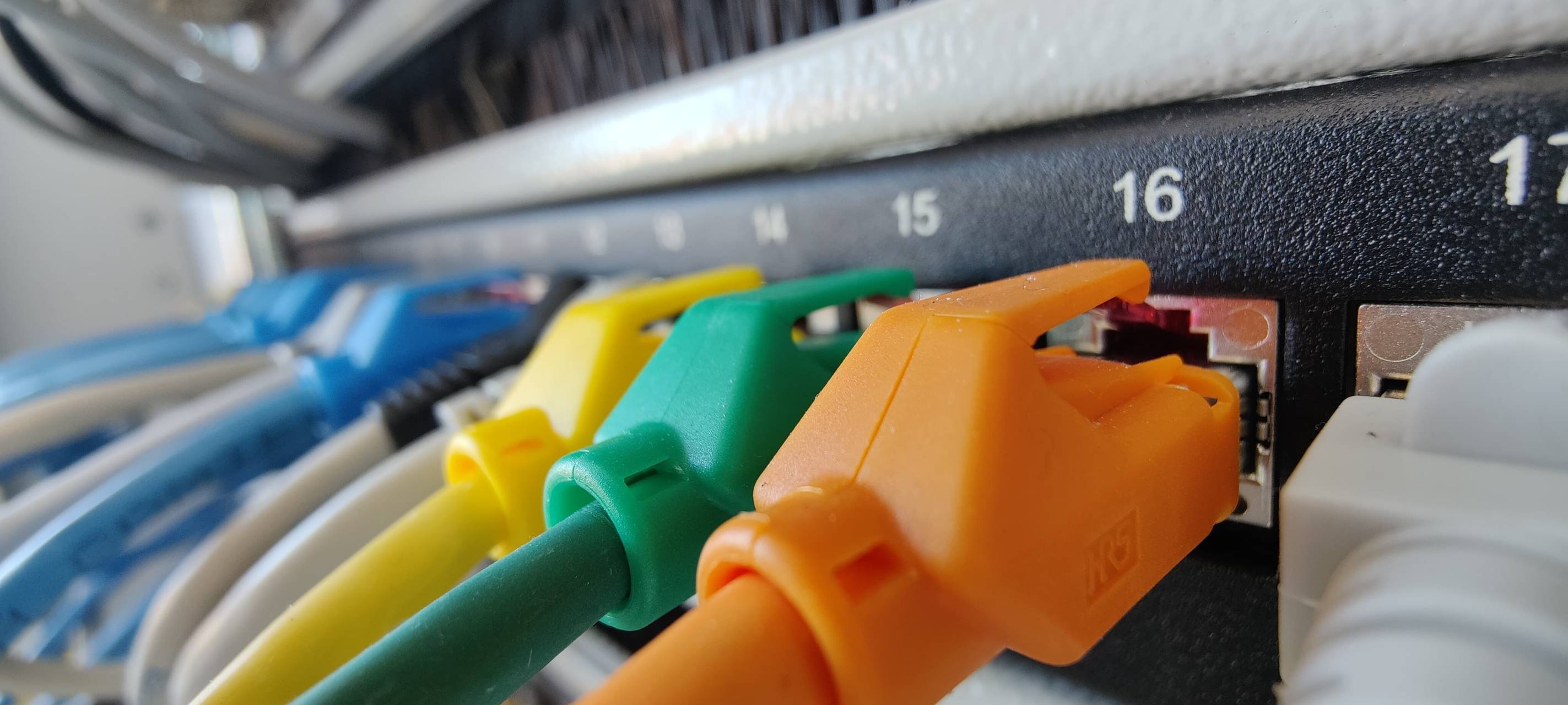 FDP kritisiert langsamen Glasfaserausbau in Iserlohn