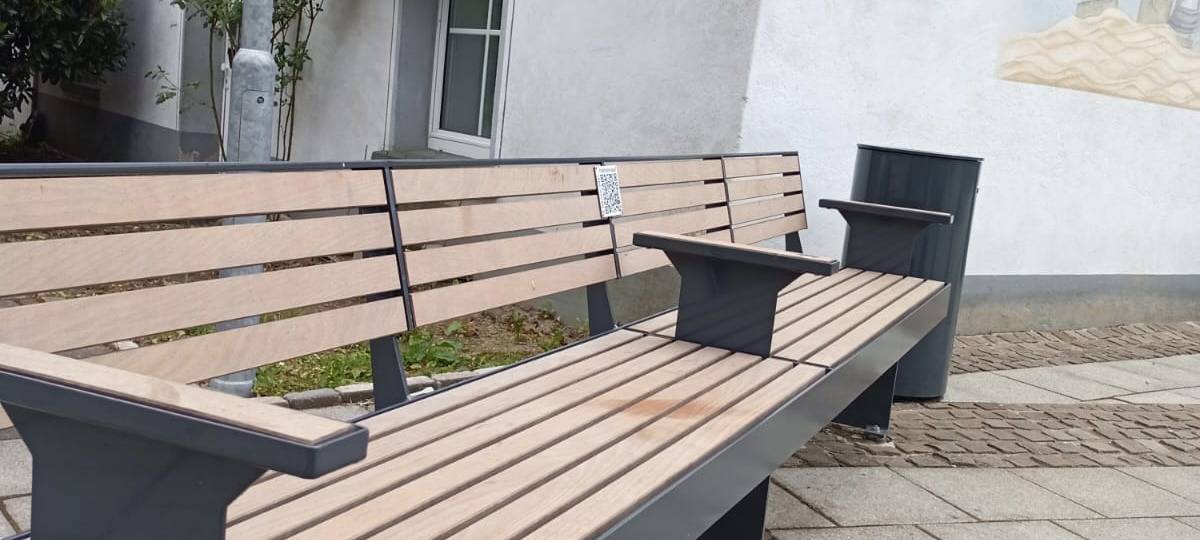 Sprechende Bänke in Neuenrade: Die „Erzählbänksken“ erzählen Stadtgeschichte mal anders