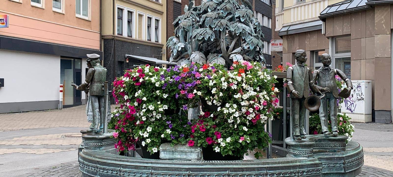 Blumen im Stirnbergbrunnen Iserlohn