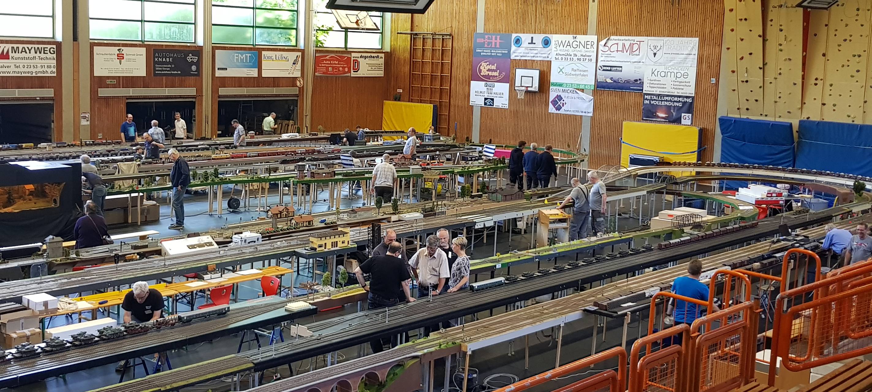 Modelleisenbahnen in Halver