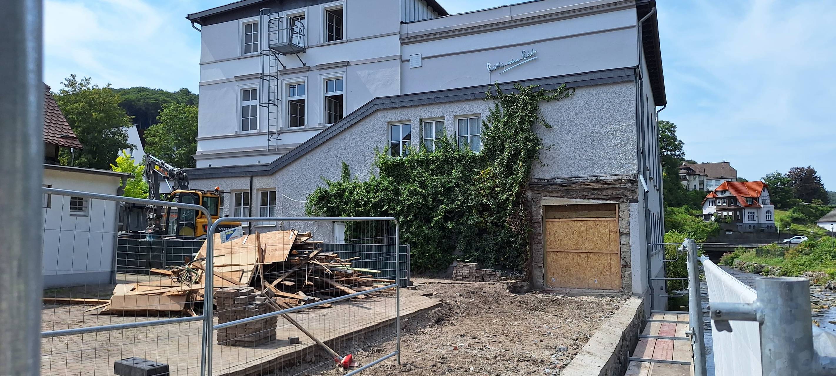 Umbau des Hotels "Zur Post" in Schalksmühle geht weiter