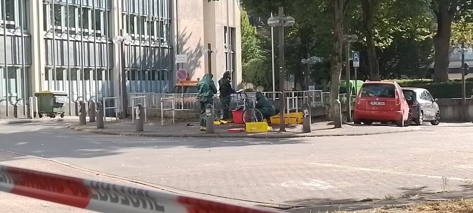 Entwarnung nach ABC Einsatz am Rathaus in Menden