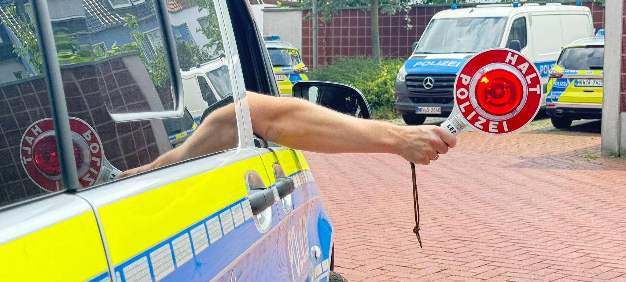 Polizei stoppt Raser in Lüdenscheid und Balve