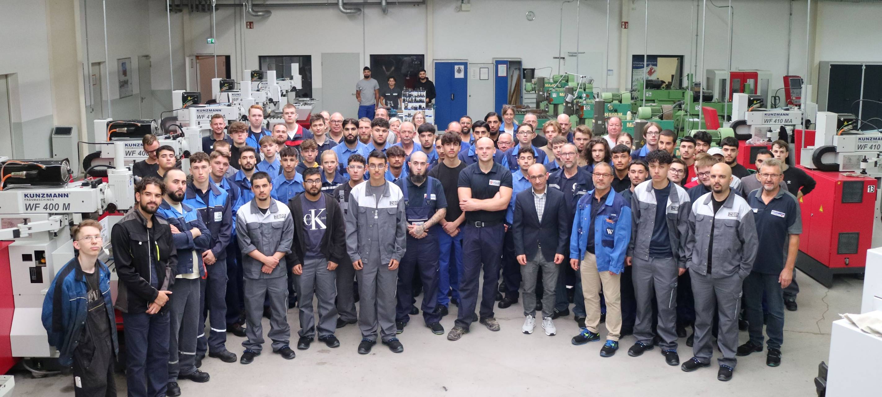 Ausbildungsstart: Über 200 Azubis in der Region erwartet