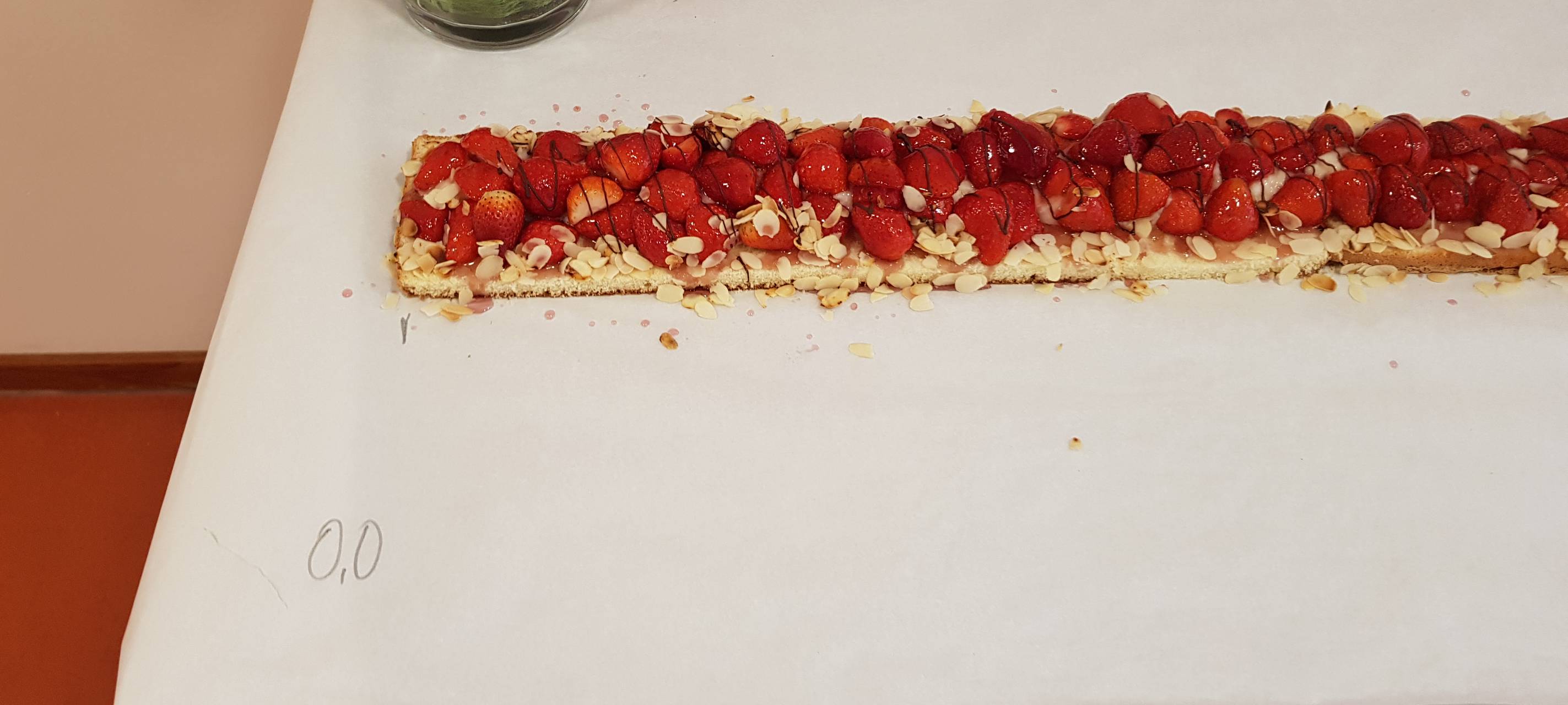 Längste Erdbeertorte im Märkischen Kreis