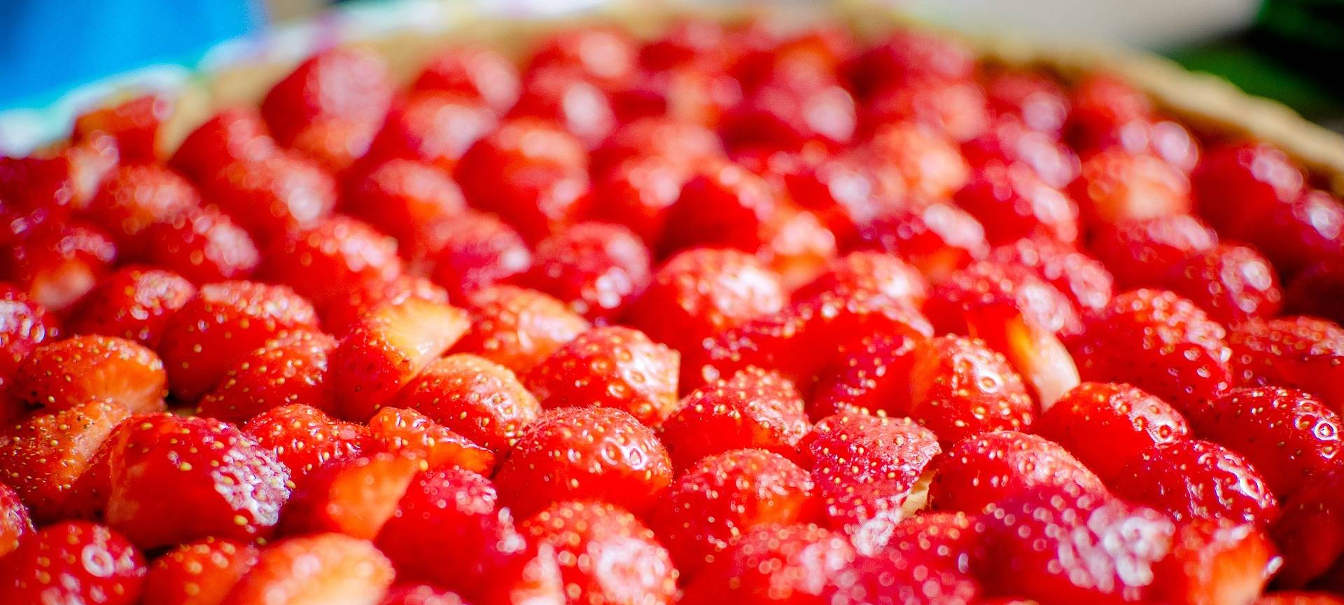 20 Meter Erdbeerkuchen backen