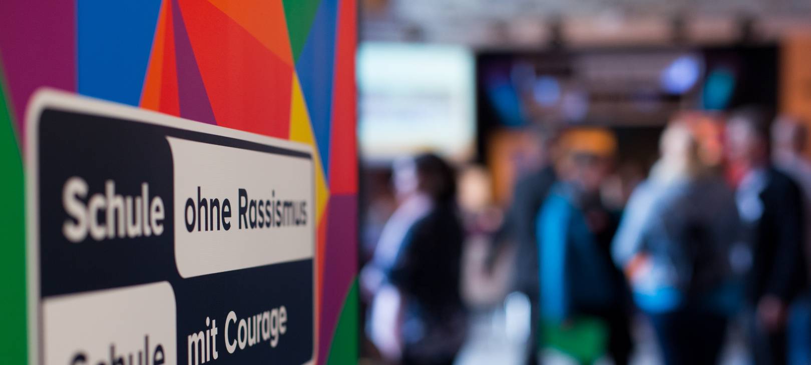 Lüdenscheid: Gymnasium zeigt Haltung gegen Rassismus