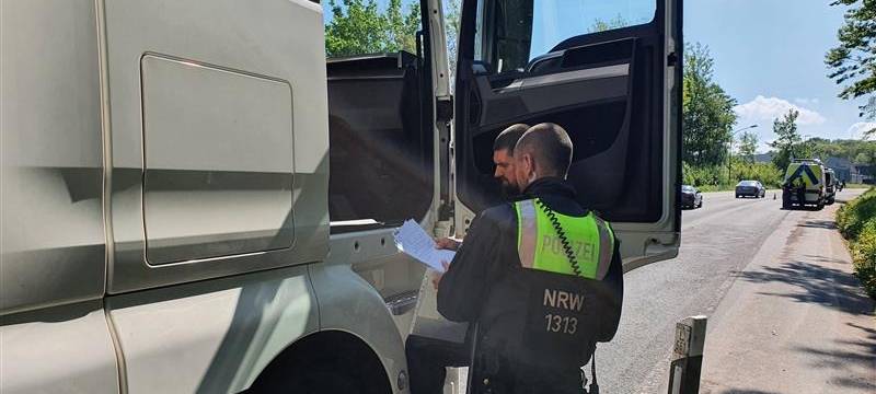 Polizei ertappt in Lüdenscheid wieder viele LKW-Fahrer
