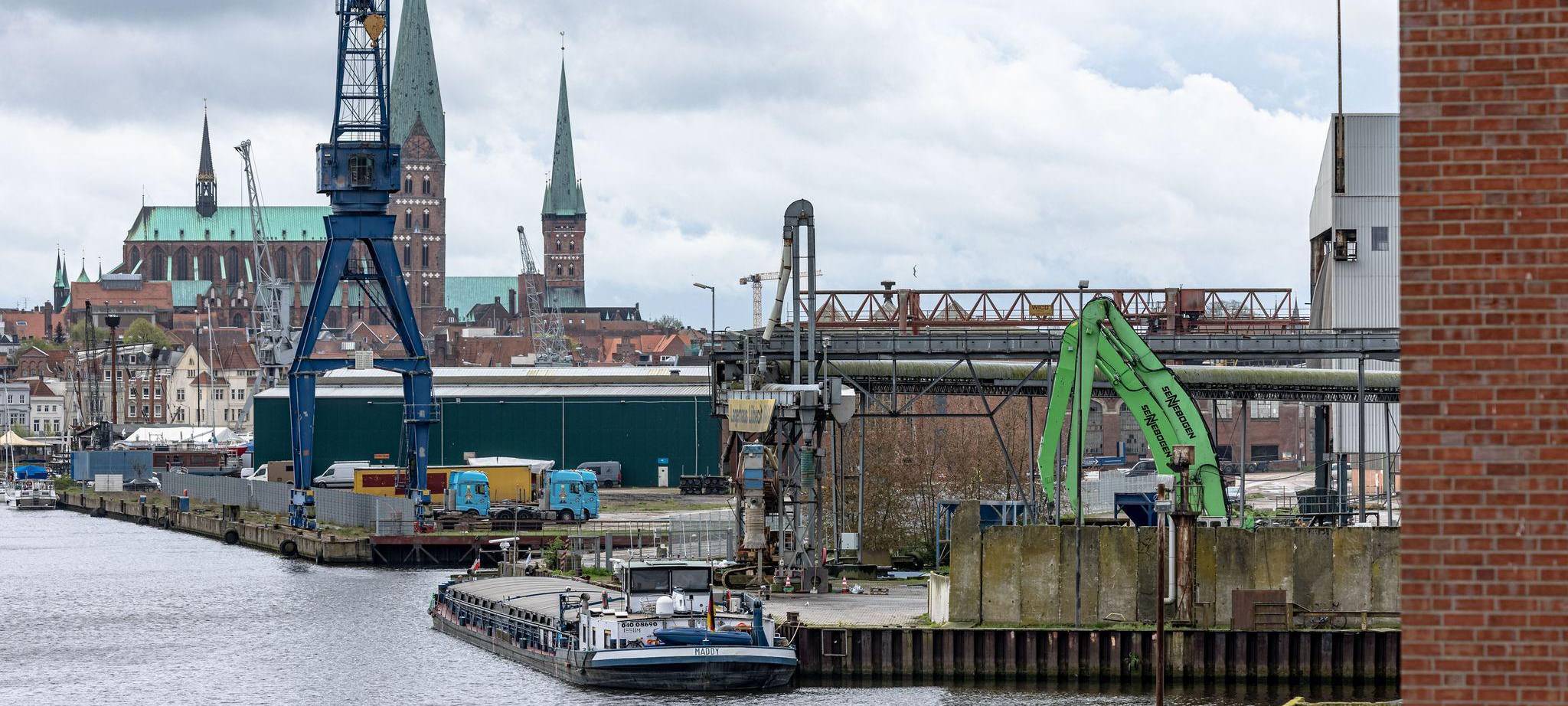 Verbotene Russland-Exporte – fünf Festnahmen bei Razzia