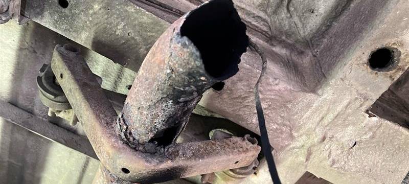 Polizei stoppt schrottreifen Sprinter in Meinerzhagen