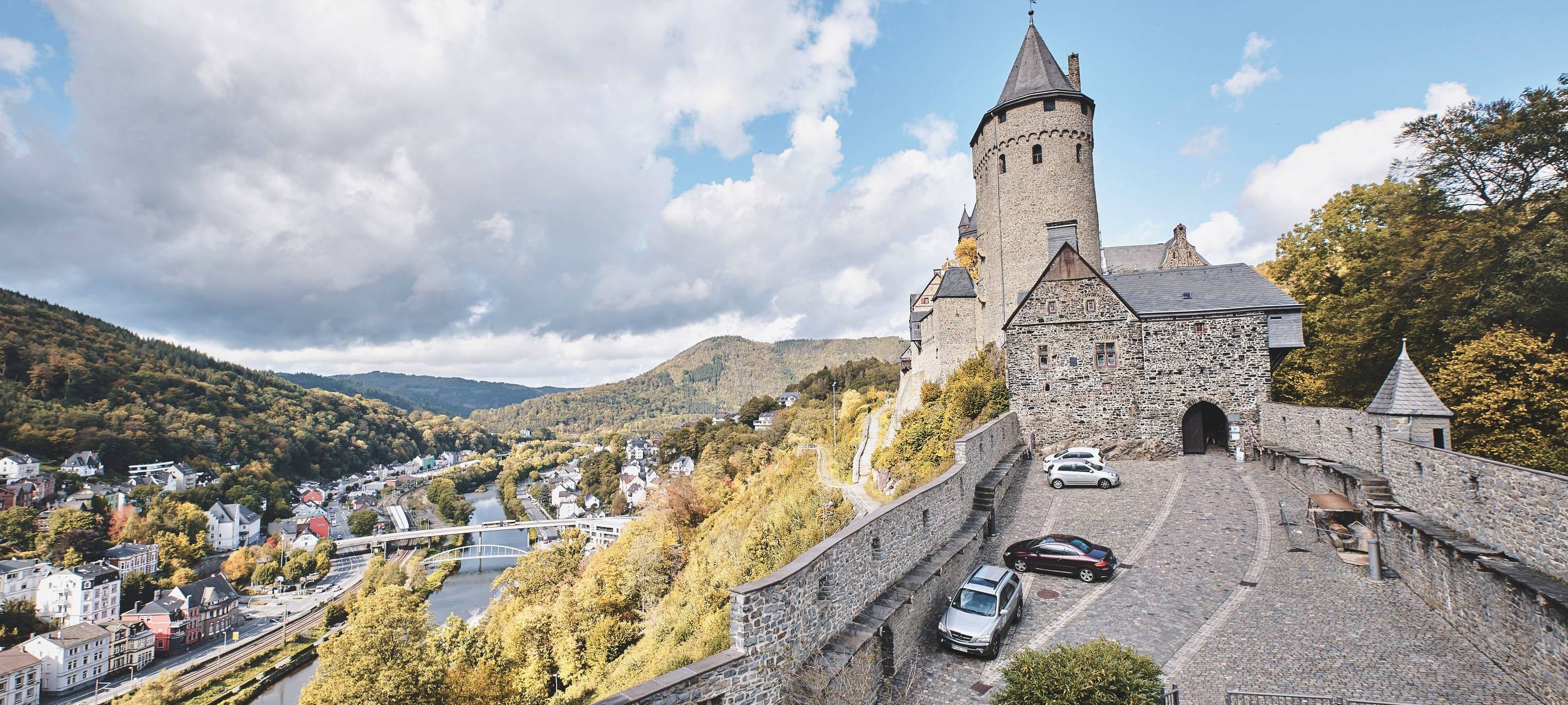 Übernachtungsminus bei ältester Jugendherberge der Welt auf Burg Altena