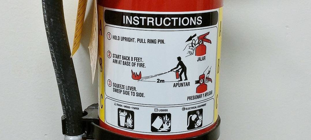 Feuerlöscher macht sich selbstständig