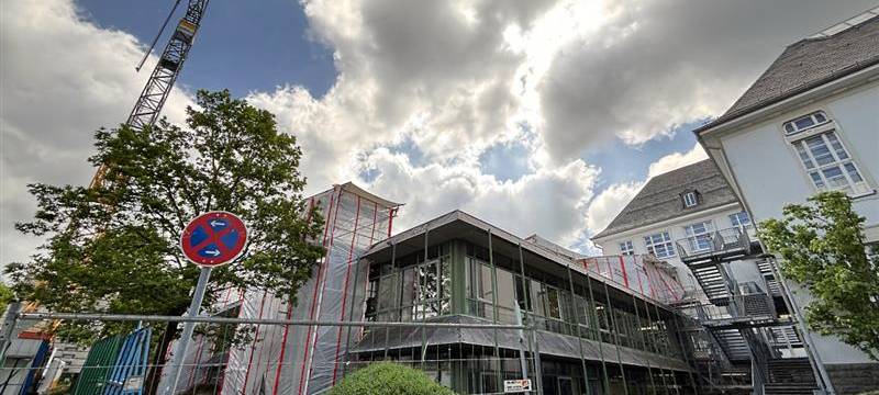 Dacharbeiten lösen Brand an Schule in Lüdenscheid aus