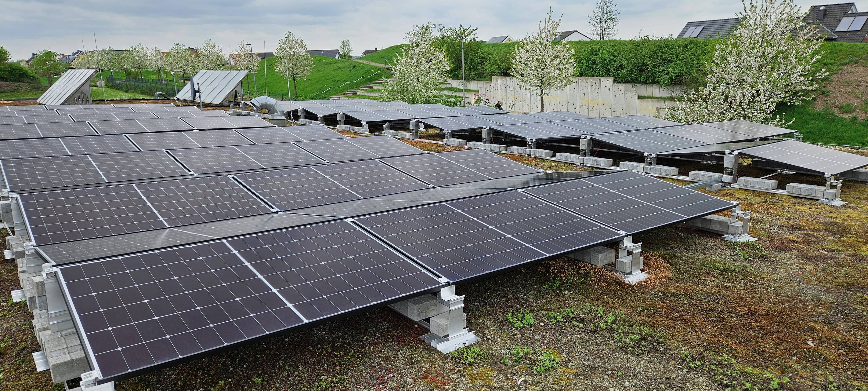 Zehn neue Solar-Parks im MK in Planung