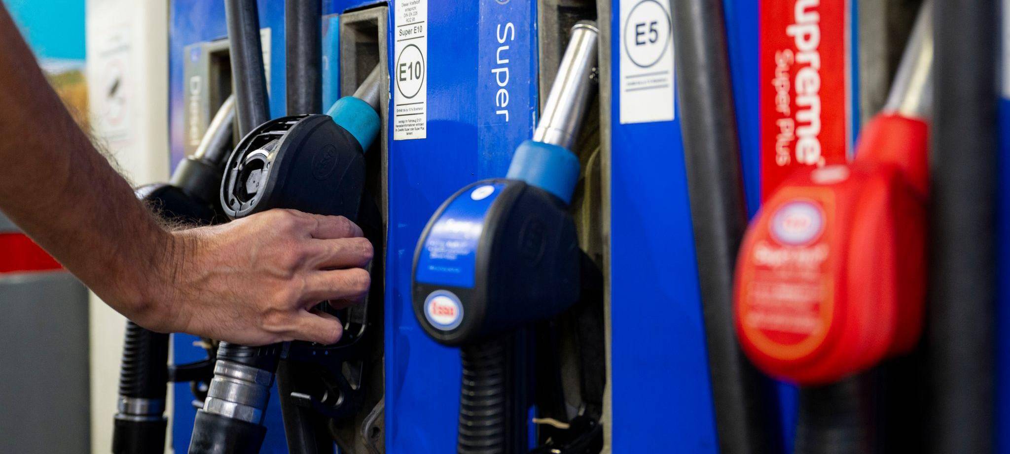 Verbraucherschützerin kritisiert Tankrabatt