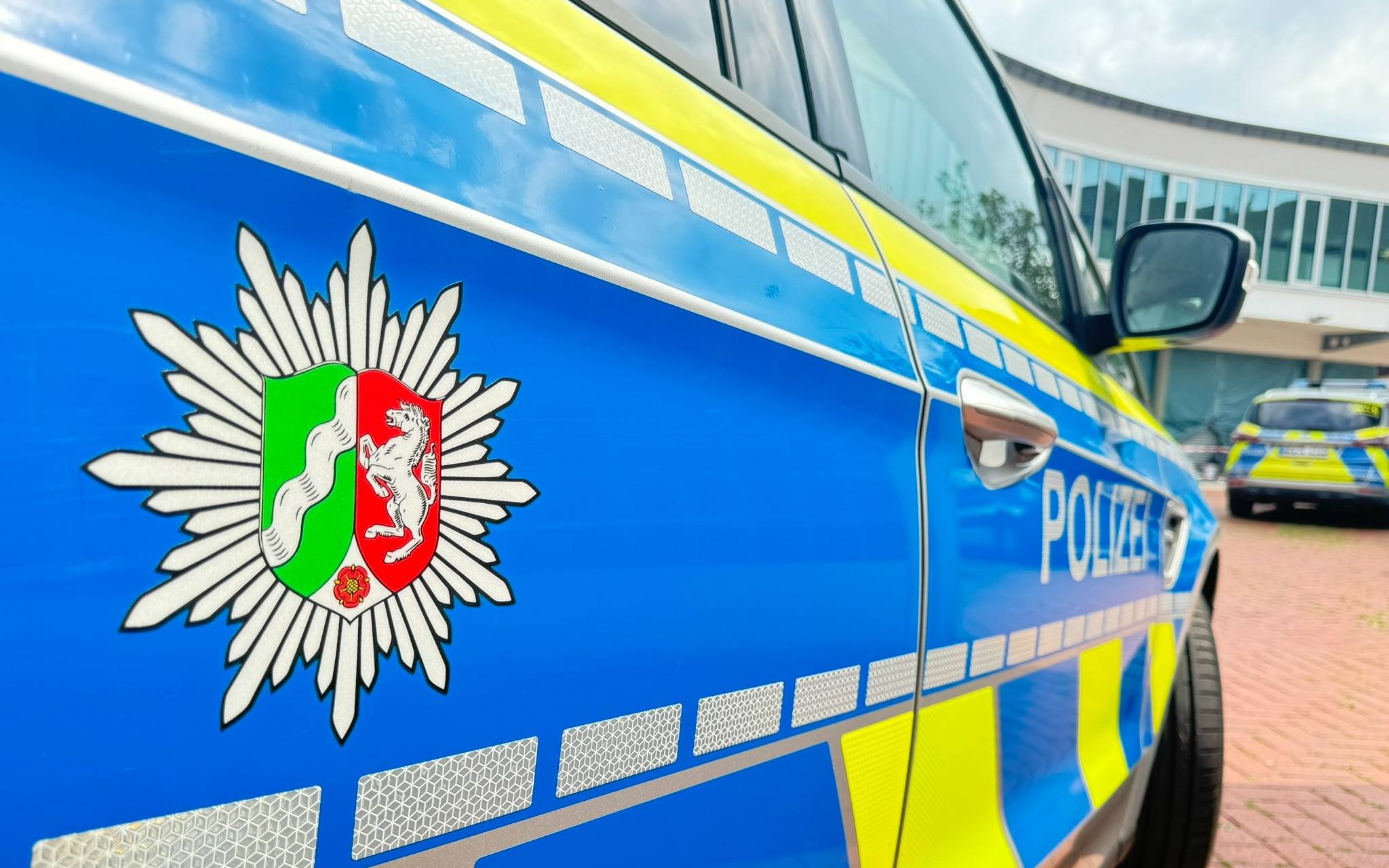 Polizei fahndet nach Täter von Überfall in Altena