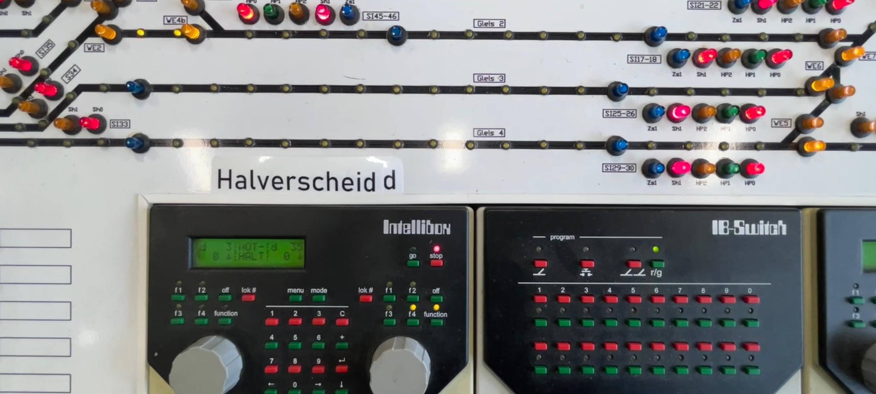Riesige Modellbahn in Halver