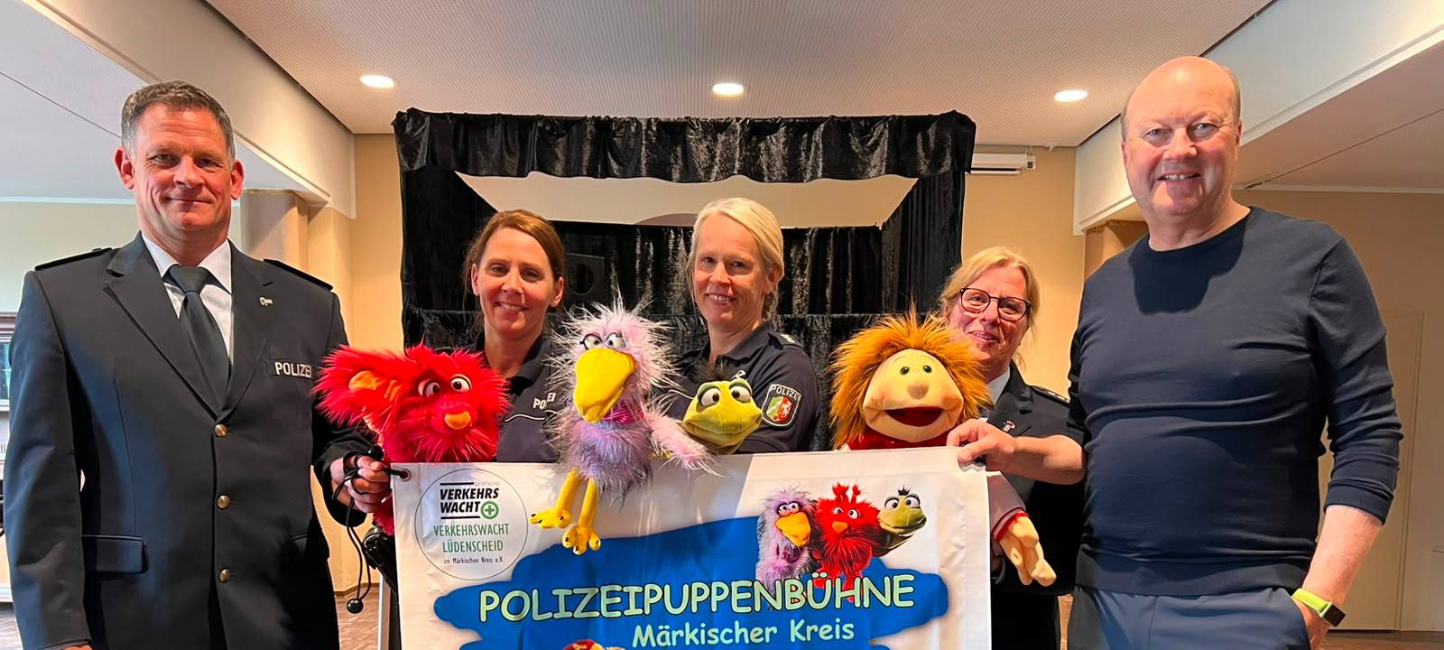 Neue Puppenbühne für Polizei im Märkischen Kreis