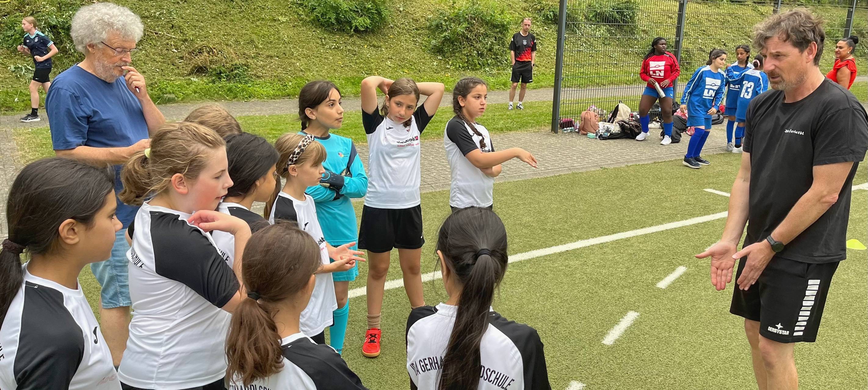 Lüdenscheid: Grundschulen kicken um die Kreismeisterschaft