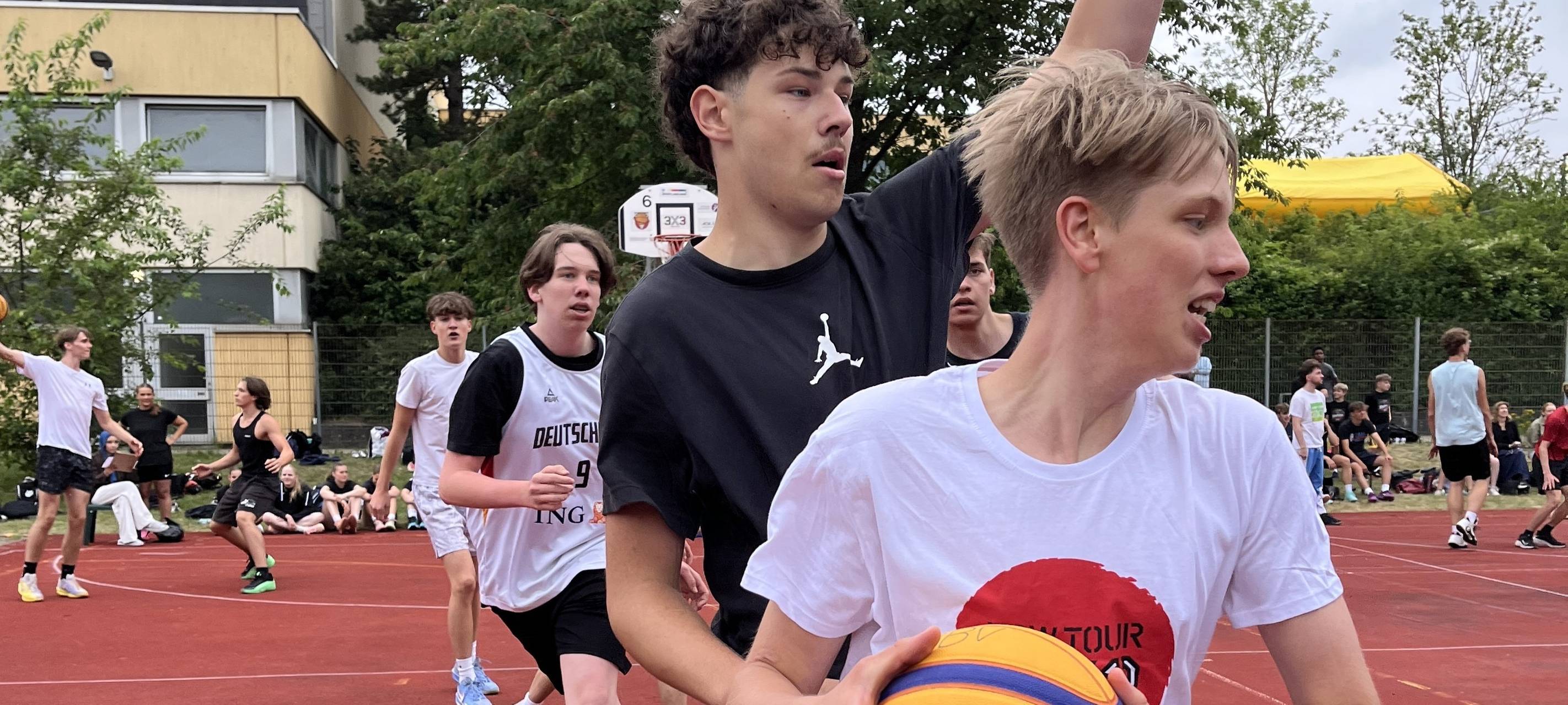 Iserlohn: Streetbasketball-Tour am Hemberg