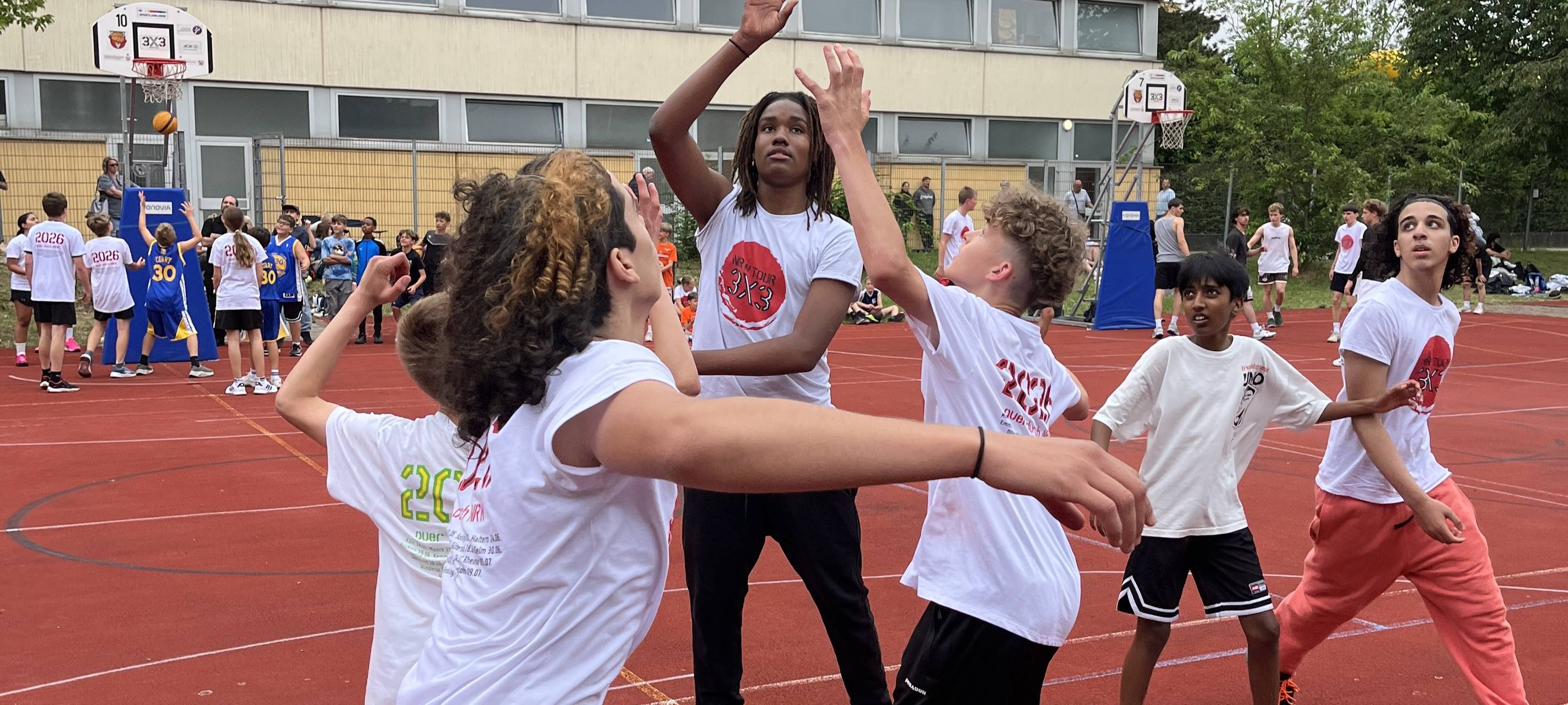 Iserlohn: Streetbasketball-Tour am Hemberg