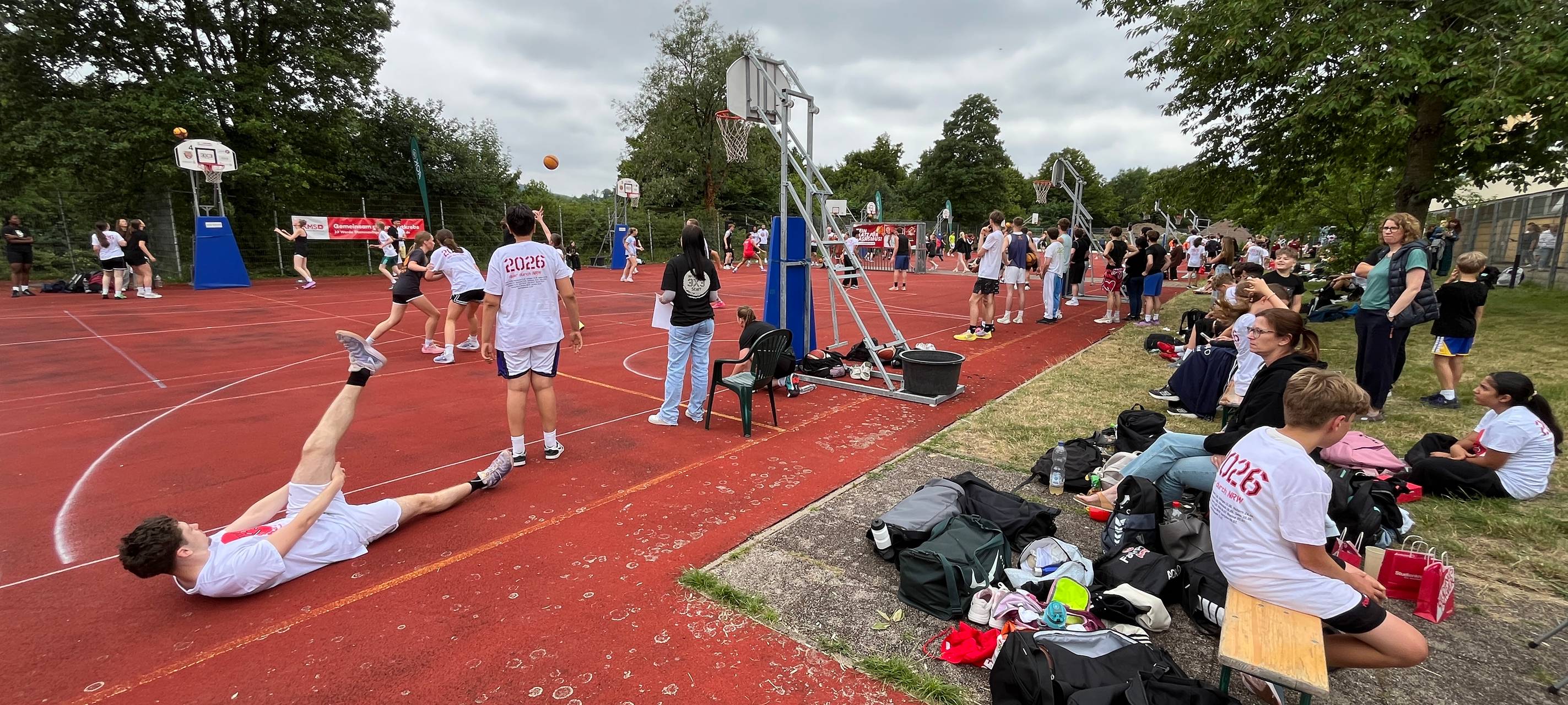 Iserlohn: Streetbasketball-Tour am Hemberg