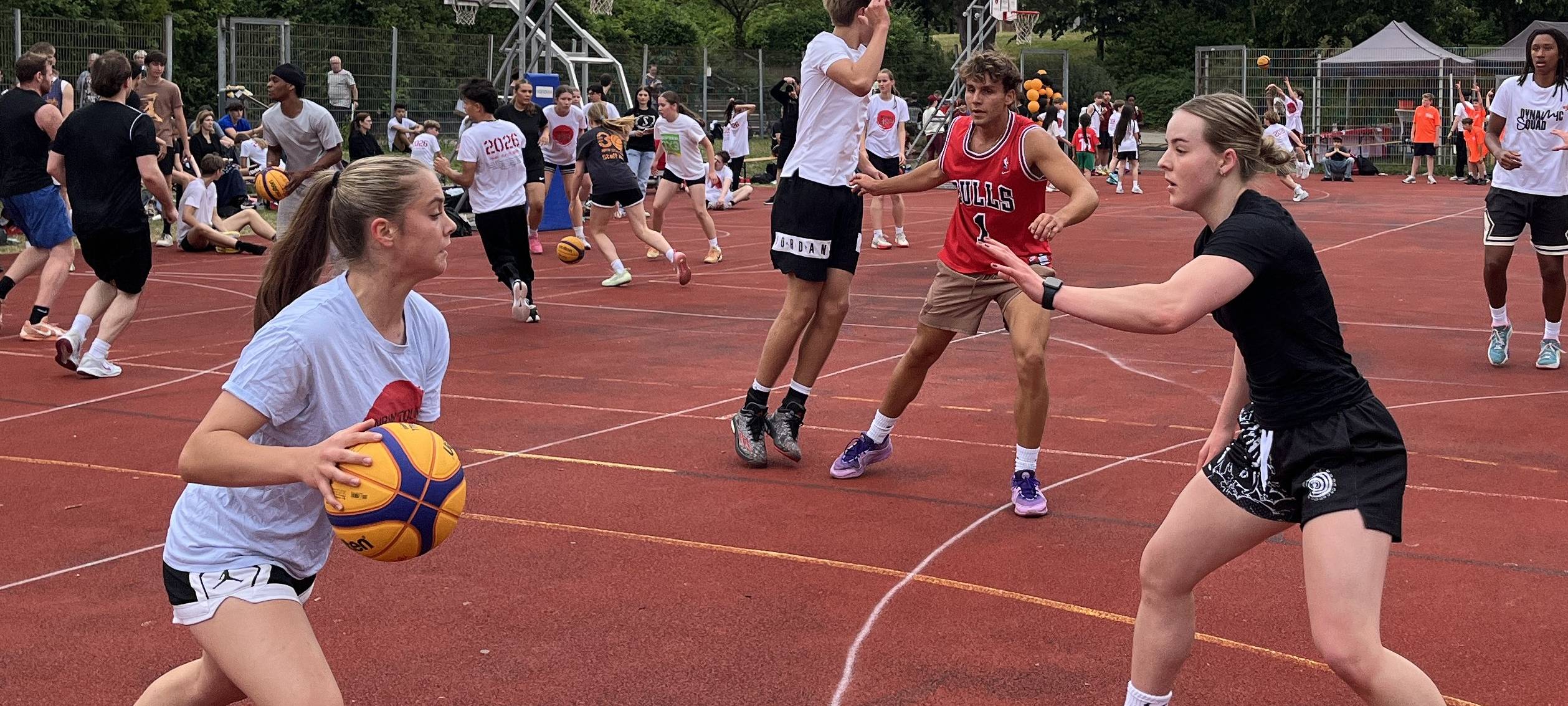Iserlohn: Streetbasketball-Tour am Hemberg